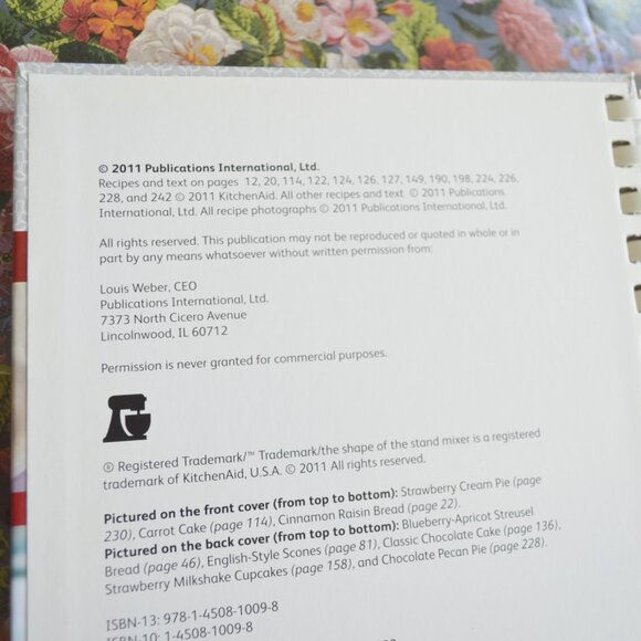 Kitchen Aid 3 Cookbooks in 1 BAKING BOOK - Picture 4 of 4